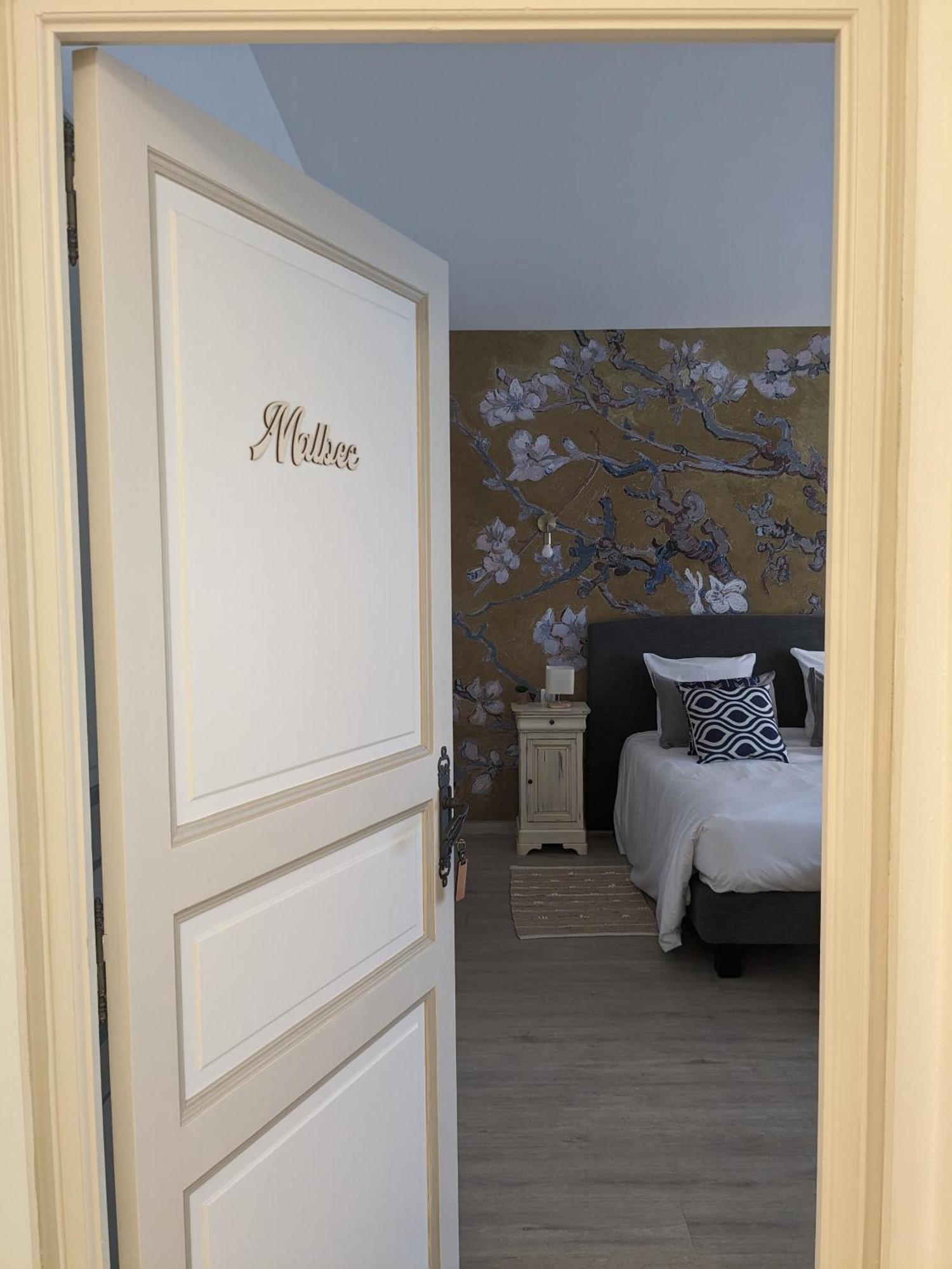 Le Domaine De La Tour Des Vents Bed & Breakfast Bergerac Eksteriør bilde