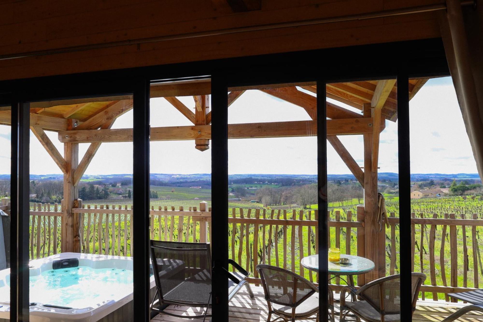 Le Domaine De La Tour Des Vents Bed & Breakfast Bergerac Eksteriør bilde